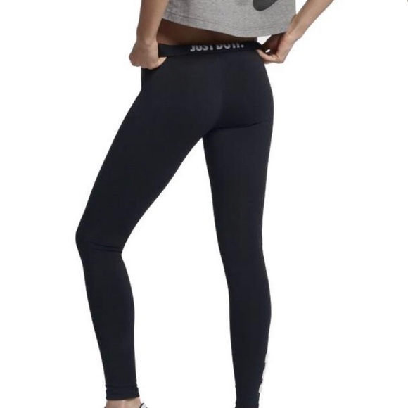 Women’s Small Nike Leg-A-See Leggings Black. - Picture 4 of 7